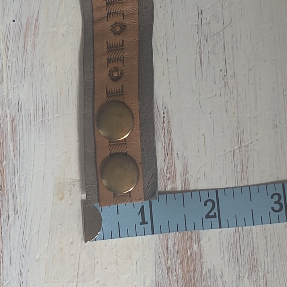 ⭐3 For $21⭐Joy Leather Bracelet - Tan and Gray - Picture 4 of 5